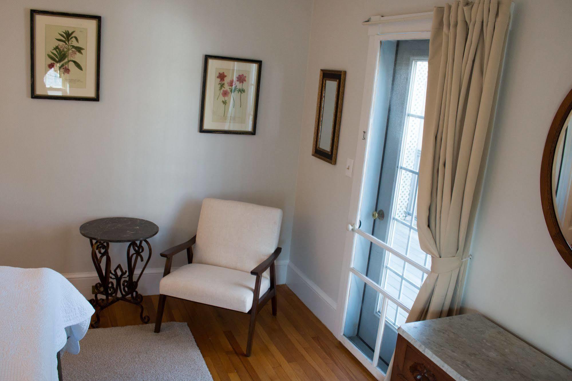 Camden Windward House 호텔 외부 사진